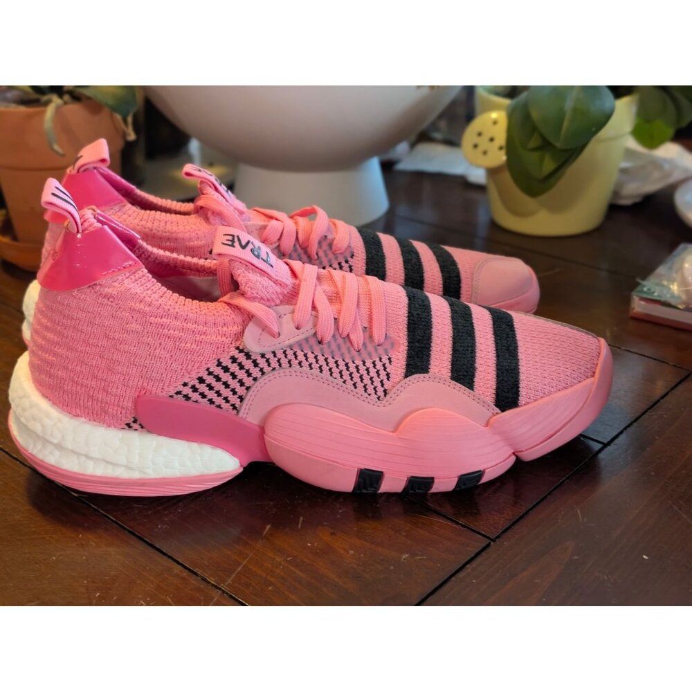 Adidas Trae Young 2 "Pink Trap House" Basketball Shoes Men’s Size 11